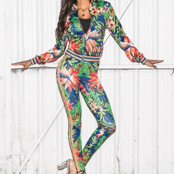 Last One🎉Floral Print Tracksuit Set - Picture 2 of 4